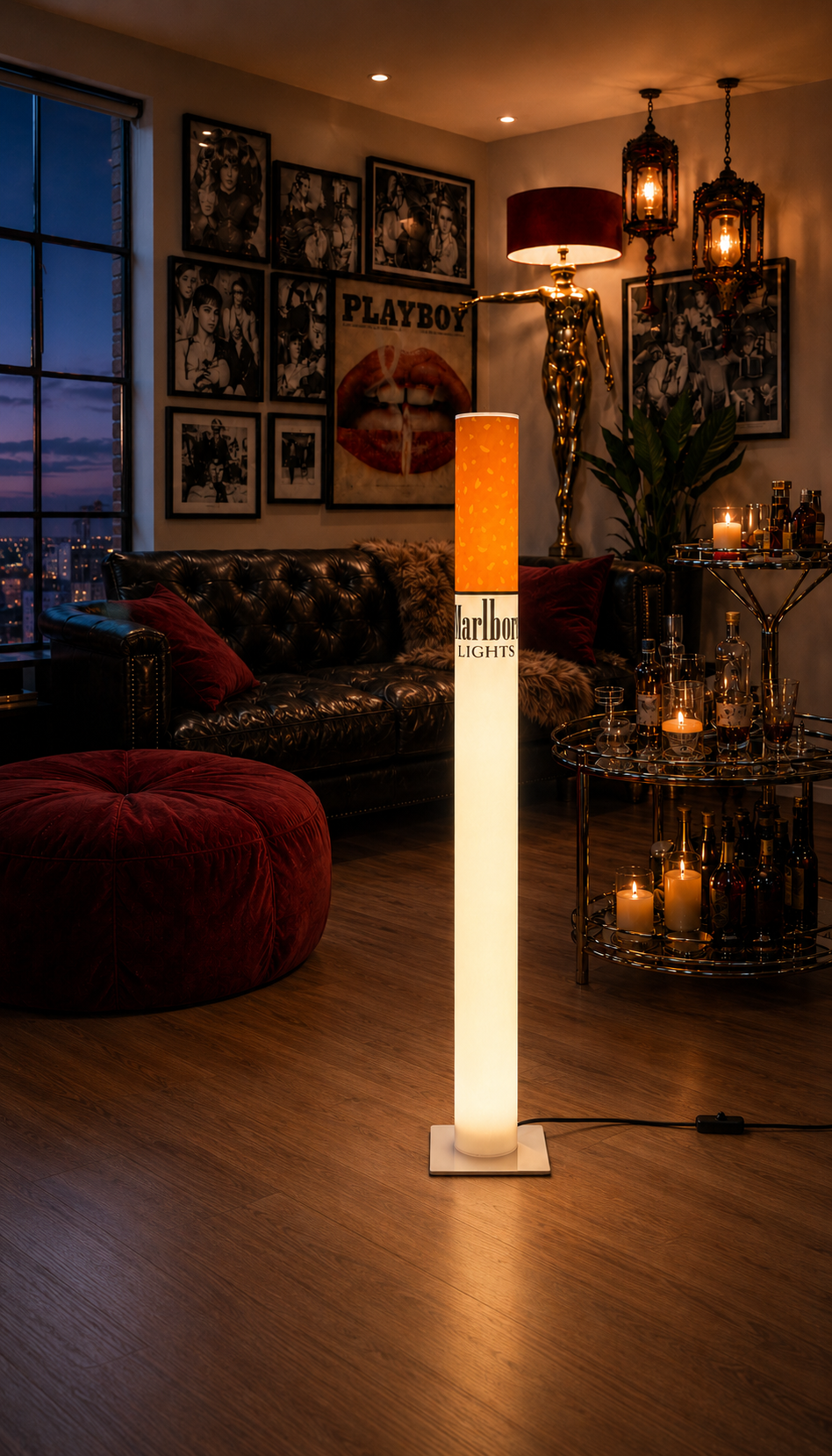 Gentleman whiskey lounge with a statement lamp as a gift idea